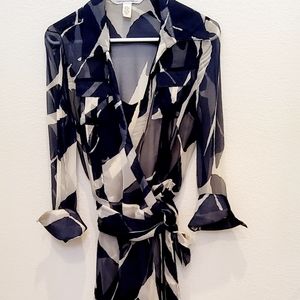 Diane von Furstenberg "Maida" Silk Two- piece Wrap Dress Size 12